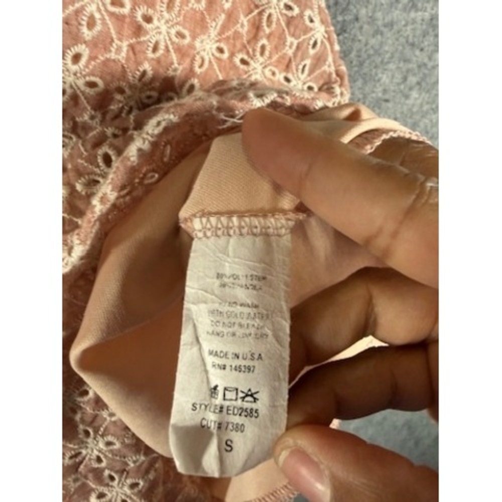 Olive Tree Pink Floral Eyelet Mini Dress Womens Small Dusty Rose Fit & Flare - Picture 4 of 8